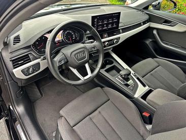 Audi A4 Avant 40 TDI — photo 9