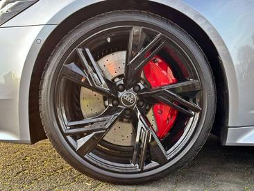 Audi RS6 Avant Performance — photo 5