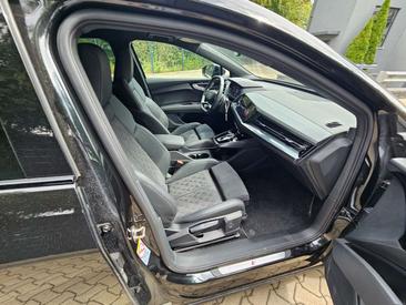 Audi Q4 E-tron S Line 55 — photo 13