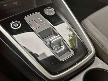 Audi A3 Sportback S Line 35 TFSI — photo 15