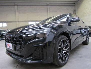 Audi Q8 S Line 30 TDI — photo 2