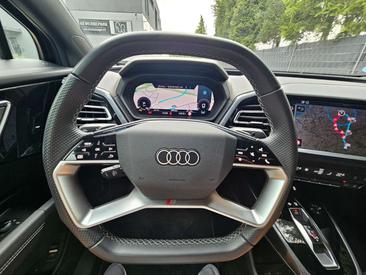 Audi Q4 E-tron S Line 55 — photo 16