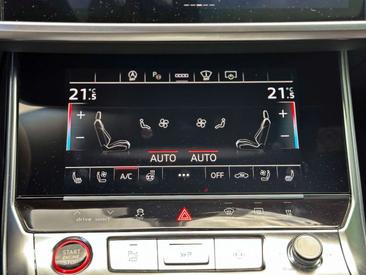 Audi RS6 Avant Black — photo 20