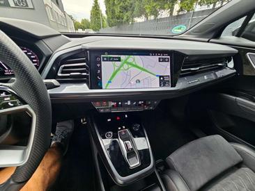 Audi Q4 E-tron S Line 55 — photo 20