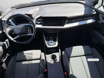 Audi Q4 E-tron — photo 3