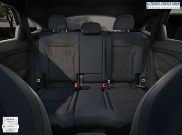 Audi Q3 S Line — photo 5