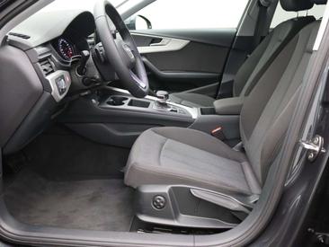 Audi A4 Advanced 35 TDI — photo 13