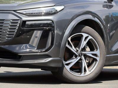Audi Q6 E-tron S Line Performance