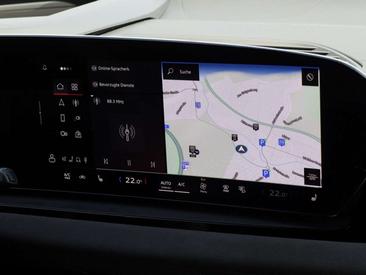 Audi Q6 E-tron S Line Performance — photo 5