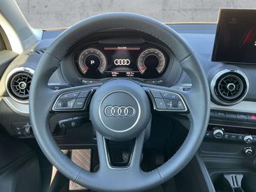 Audi Q2 Advanced 35 TFSI — photo 9