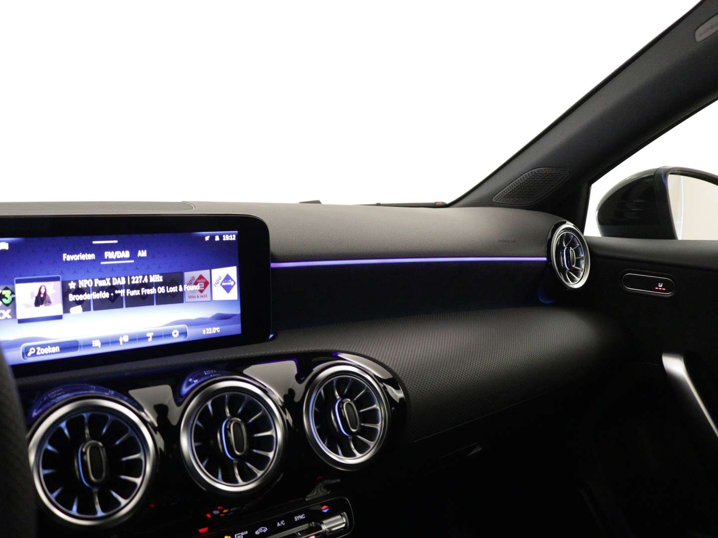 Mercedes Classe A 180 AMG Line - 2025 - Joinsteer - #4