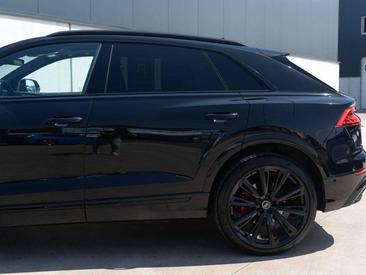 Audi Q8 S Line 60 TFSI E — photo 29