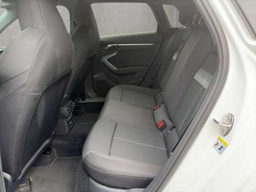 Audi A3 Advanced 40 TFSI E — photo 14