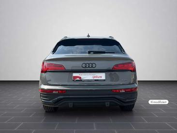 Audi Q5 S Line TFSI — photo 6