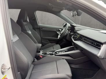 Audi A3 Advanced 40 TFSI E — photo 18