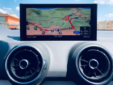 Audi Q2 Advanced Plus 35 TFSI — photo 14