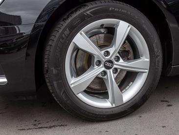Audi A4 Advanced 35 TFSI — photo 11