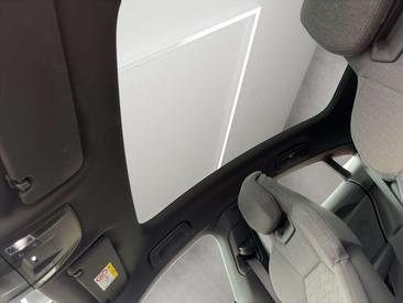 Audi E-tron GT 350 — photo 21
