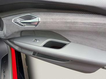 Audi E-tron GT 350 — photo 16