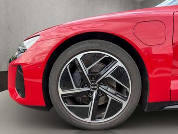 Audi E-tron GT 350 — photo 20