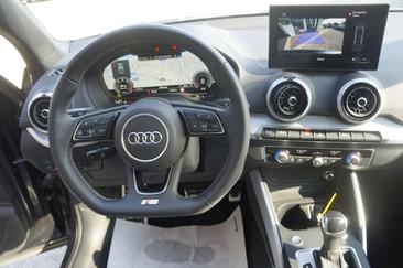 Audi Q2 S Line 35 TDI — photo 9