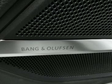 Audi A8 S Line — photo 8
