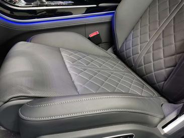 Audi A8 S Line — photo 9