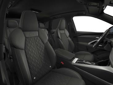 Audi Q5 TFSI — photo 9