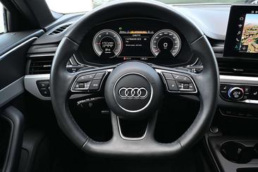 Audi A4 S Line Avant 40 TDI — photo 12