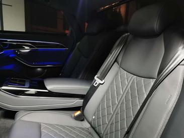Audi A8 S Line — photo 25