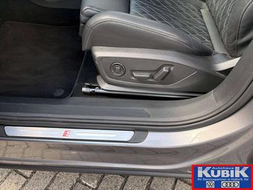 Audi Q4 E-tron S Line 50 — photo 23