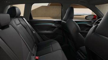 Audi Q6 E-tron — photo 9