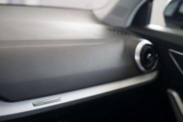 Audi Q2 Advanced 35 TFSI — photo 11