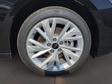 Audi A3 Advanced 40 TFSI E — photo 6