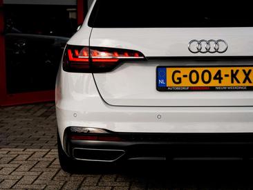 Audi A4 S Line Avant 40 TFSI — photo 30