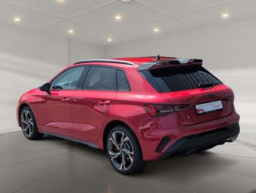 Audi A3 S Line TFSI E — photo 3