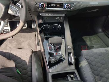 Audi RS4 Competition — photo 9