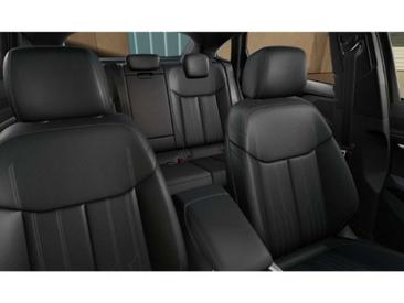 Audi Q8 E-tron S Line 55 — photo 6