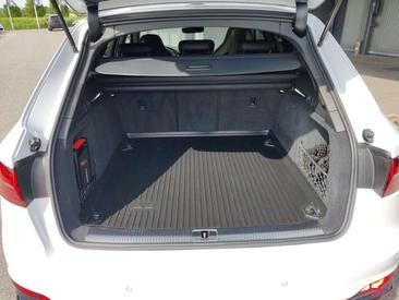 Audi RS4 Competition — photo 12