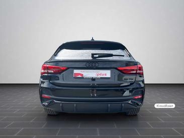 Audi Q3 S Line 35 TDI — photo 6