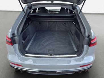 Audi S6 — photo 9