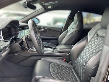 Audi SQ8 Competition Plus — photo 7