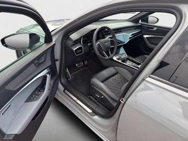Audi S6 — photo 12