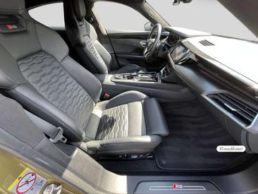 Audi RS E-tron GT — photo 4