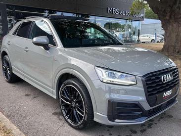 Audi Q2 S Line — photo 2