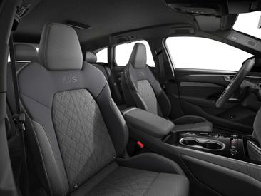 Audi A6 55 TFSI E — photo 9