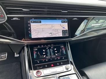 Audi SQ8 Competition Plus — photo 12