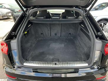 Audi SQ8 Competition Plus — photo 13