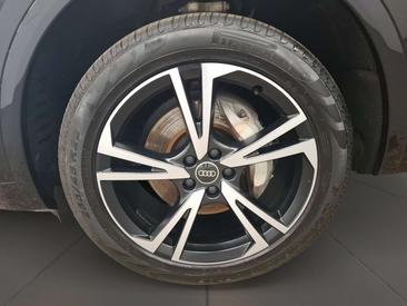 Audi Q5 Sportback S Line 50 TFSI E — photo 6