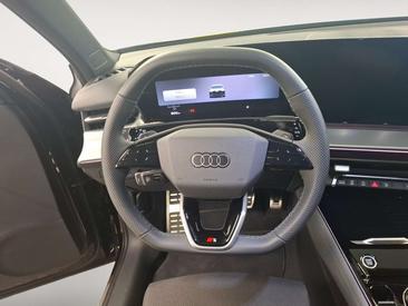 Audi Q3 S Line 30 TFSI — photo 11